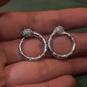 Serpente Emerald Eye Hoop Earrings in 925 Silver with White Zircon