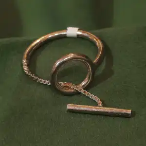 Toggle Chain Drop Minimal Ring in 925 Silver