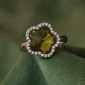 Olive Green Clover Halo Ring in 925 Silver