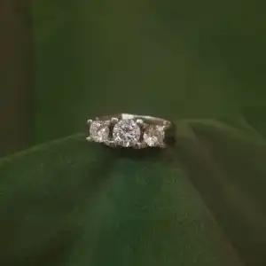 Classic 3-Stone Solitaire Ring in 925 Silver
