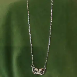 Dual Fan Statement Necklace in 925 Silver