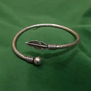 Boho Arrow Feather Bypass Kada in 925 Silver