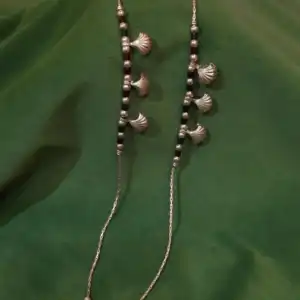 925 Sterling Silver Seashell Charm Black Beads Anklet Pair - Oxidised Nazariya Payal